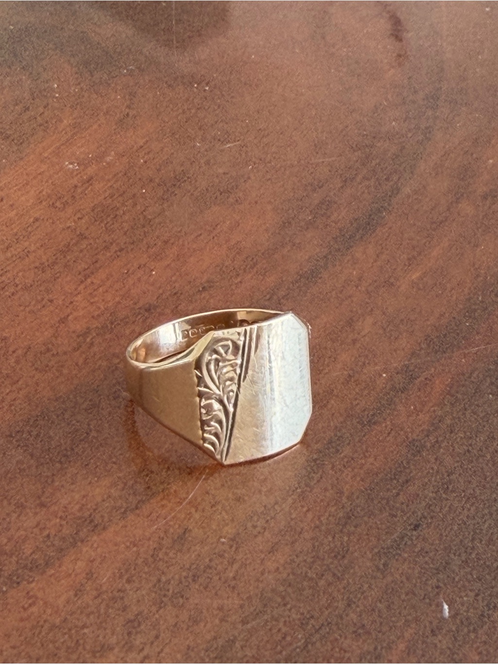 Antique 1920s English 9ct Yellowgoldsignet Ring
